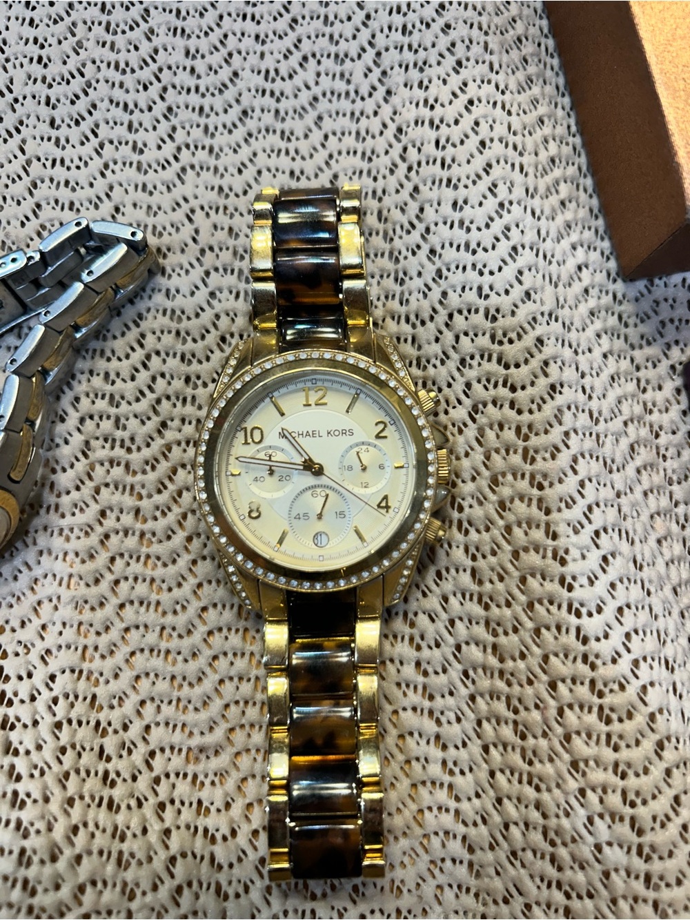 Michael Kors Gold and Tortoiseshell Acrylic Link Chronograph Watch